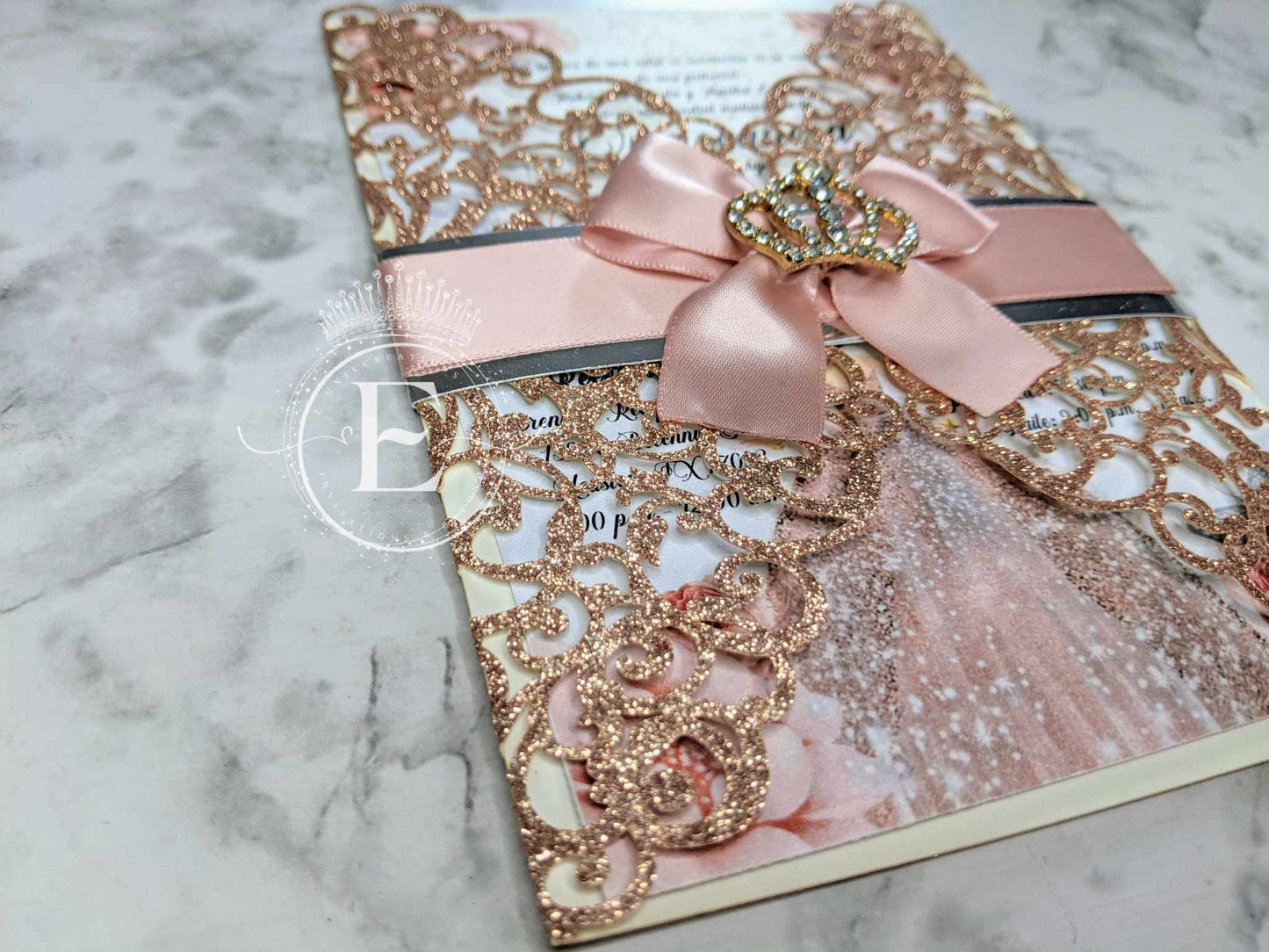 Blush and Gold Princess Crown Quinceañera or Sweet 16invitations. 10pcs