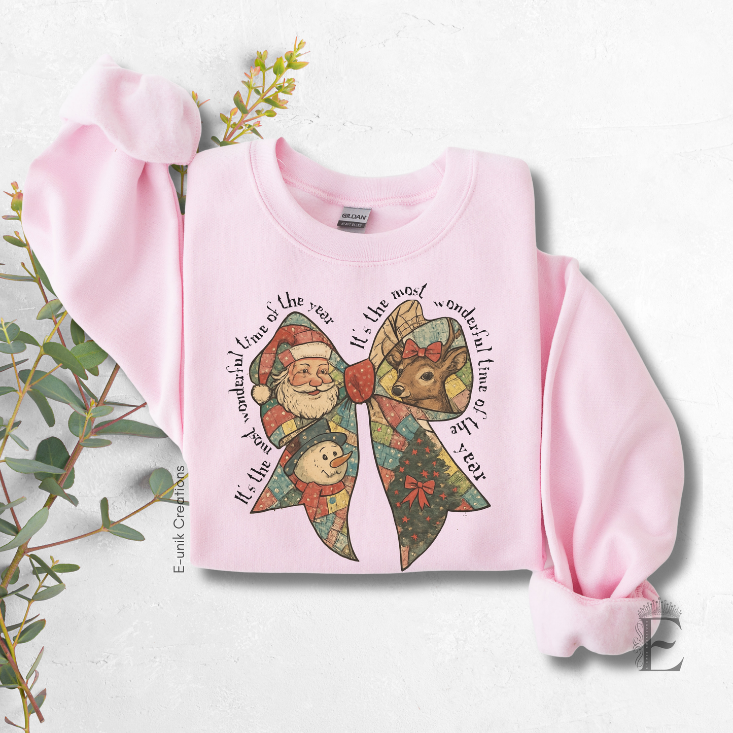 Vintage Christmas Sweatshirt: Santa Claus Bow Pullover