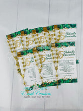 Load image into Gallery viewer, Floral Emerald Quinceanera Favors, Sweet 16 Rosary Favors
