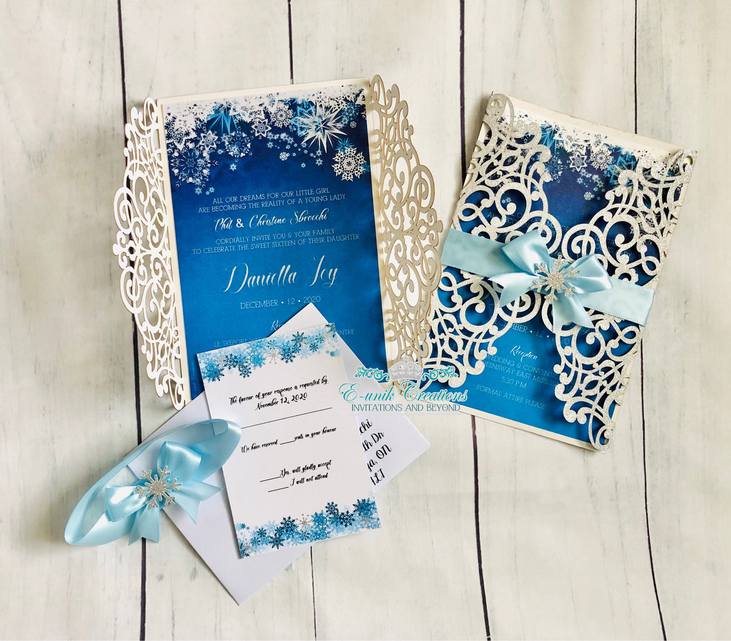 Winter Snowflake  Invitations